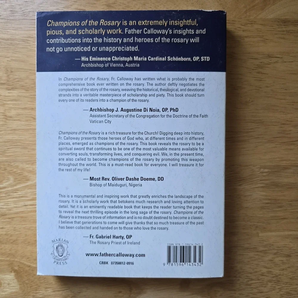 Champions of the Rosary Softcover Catholic‎ Book 2016 Like New